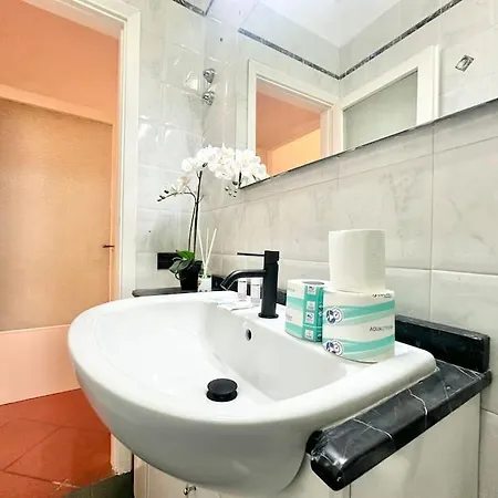 Golden Luxe - Cappelle Medicee 2 Private 公寓 佛罗伦萨